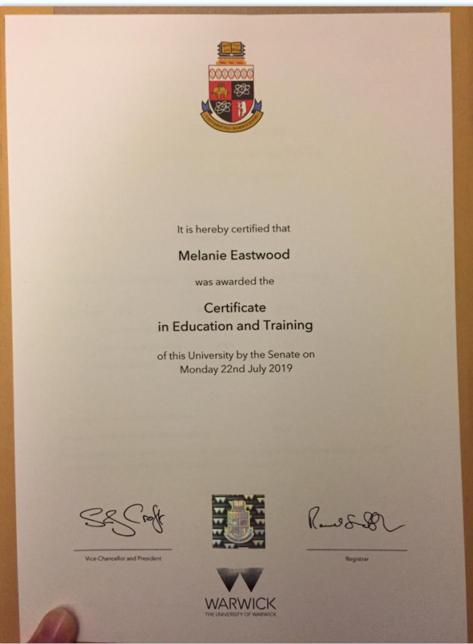 英国华威大学毕业证样本